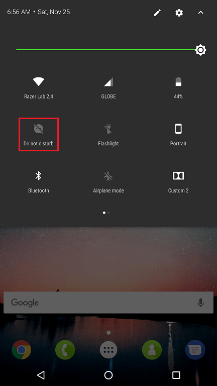 Do not disturb icon on the Razer Phone Home screen